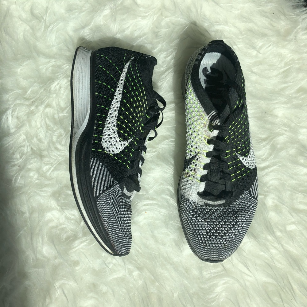 Nike flyknit racer